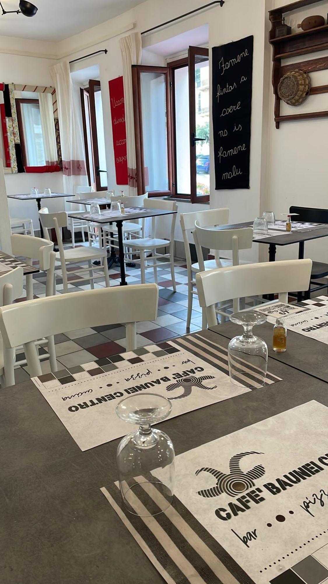 Drommire In Plassa E Clesia Guest house
