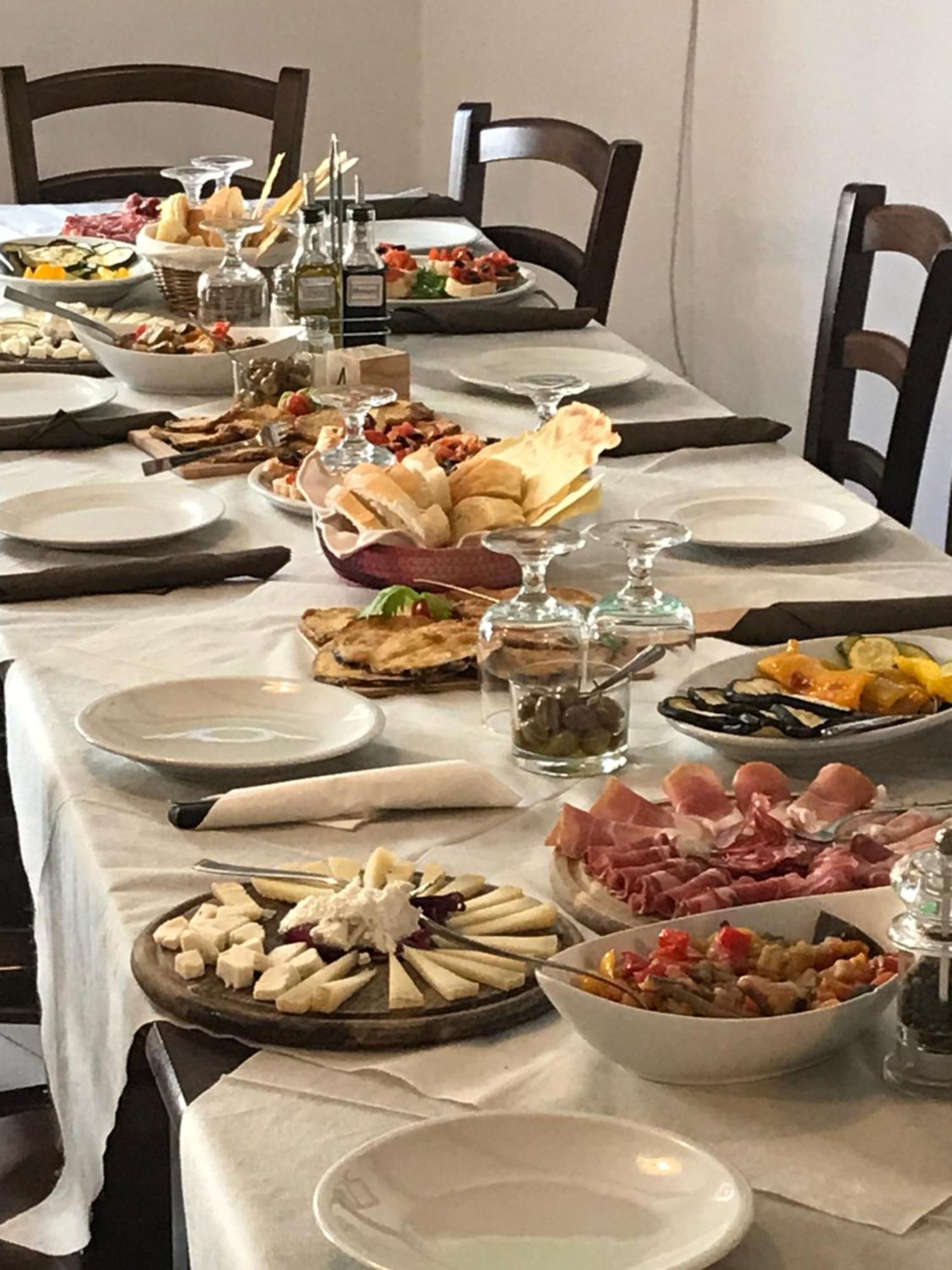 Drommire In Plassa E Clesia Guest house Baunei